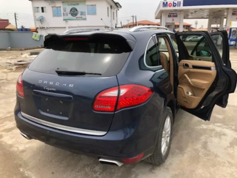 PORSCHE Cayenne   - 2013