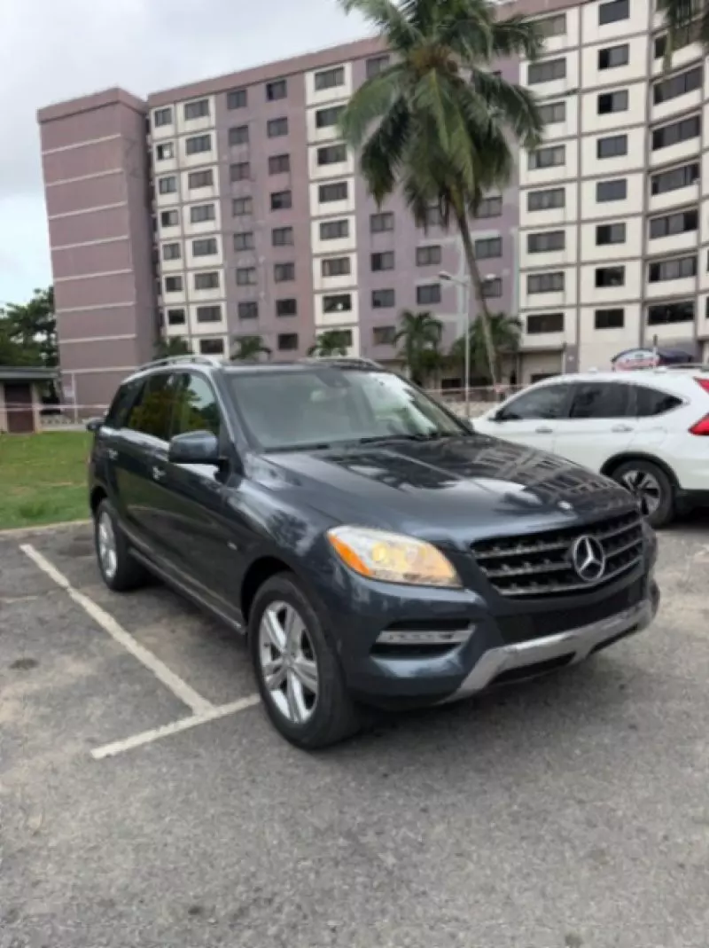 Mercedes-Benz ML-Class   - 2012