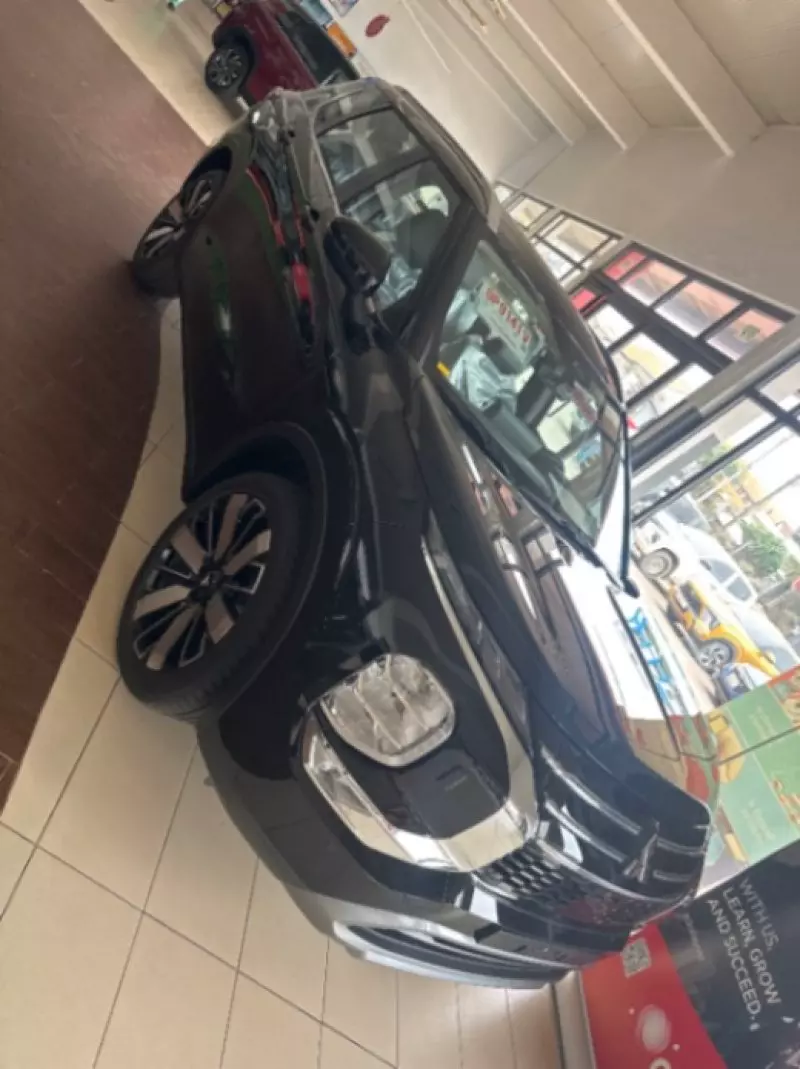 Mitsubishi Outlander GLX   - 2026