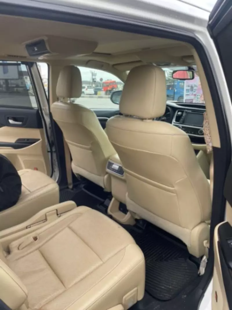 Toyota Highlander - 2015