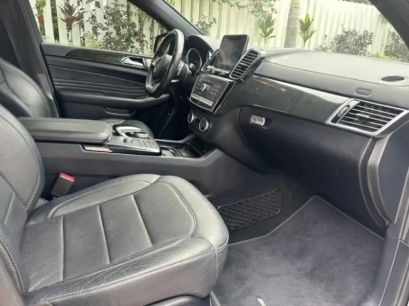 Mercedes-Benz GLE 43 AMG   - 2017