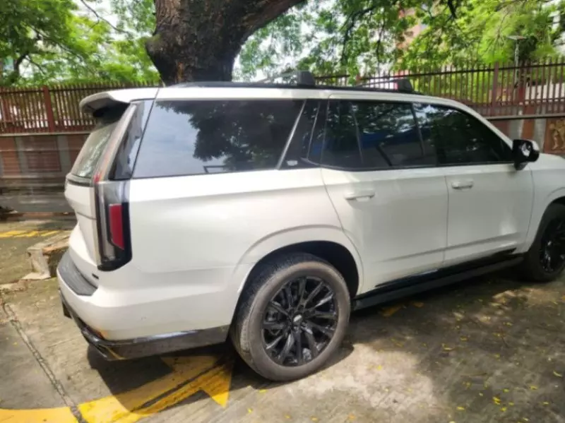 Cadillac Escalade   - 2024