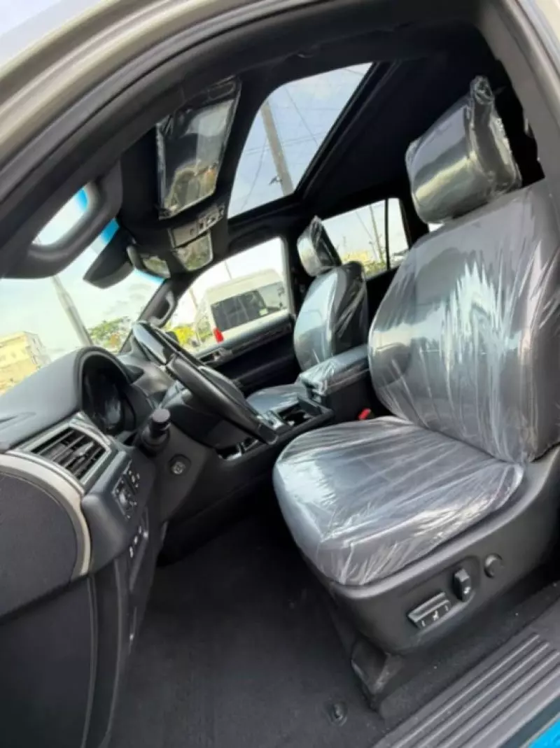 Lexus GX   - 2023