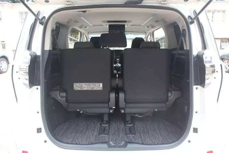 TOYOTA Vellfire    - 2019