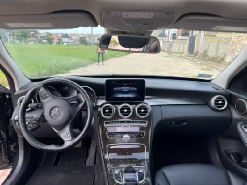 Mercedes-Benz C-Class   - 2017