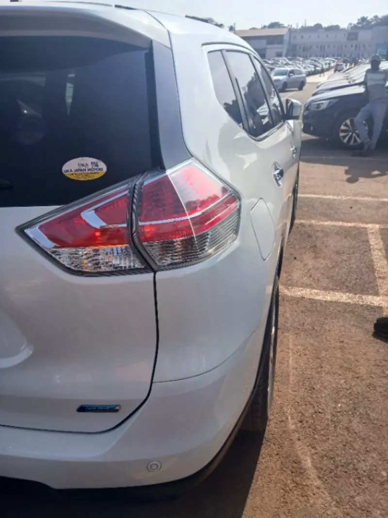 Nissan X-Trail   - 2017