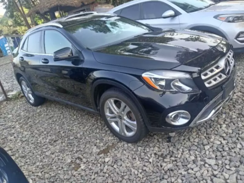 Mercedes-Benz GLA 250   - 2017