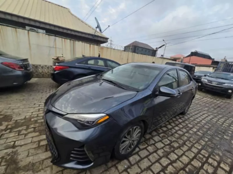TOYOTA Corolla   - 2014