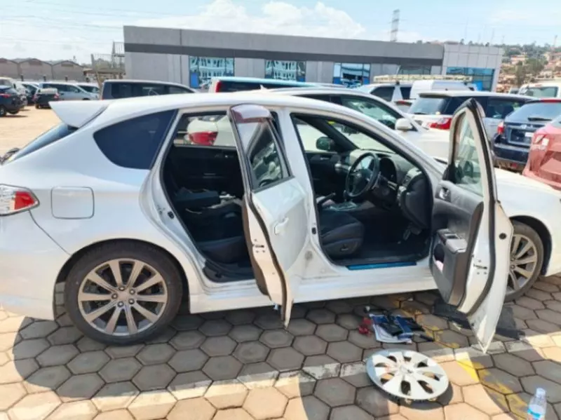 Subaru Impreza   - 2011
