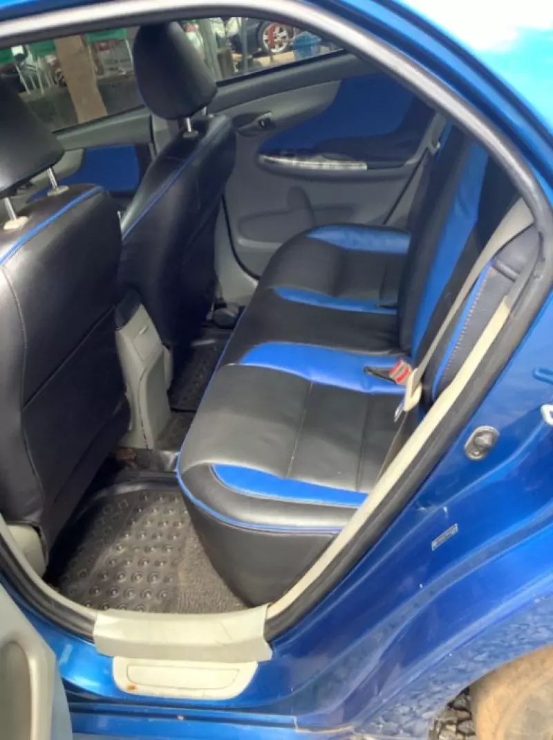 TOYOTA Corolla   - 2010