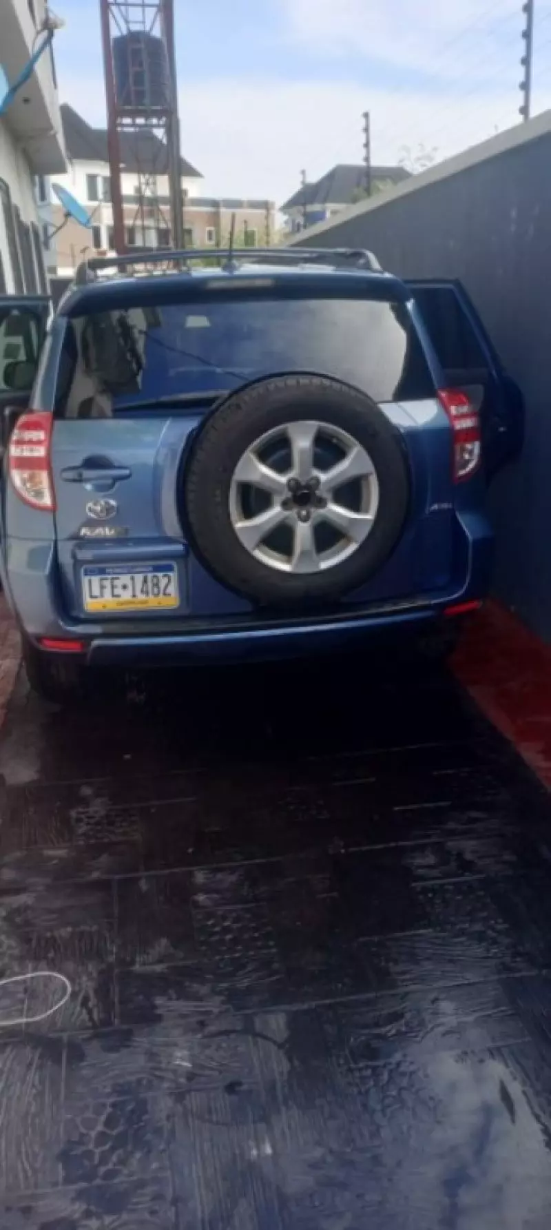 Toyota RAV4 - 2012