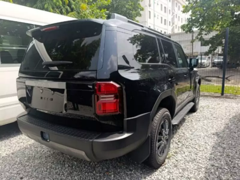 Toyota Landcruiser Prado   - 2025