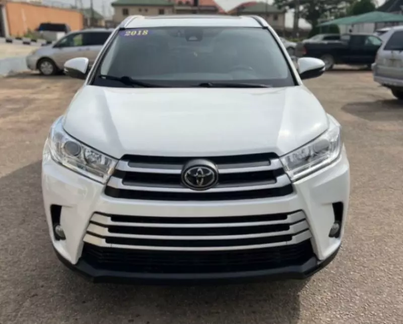 Toyota Highlander   - 2018