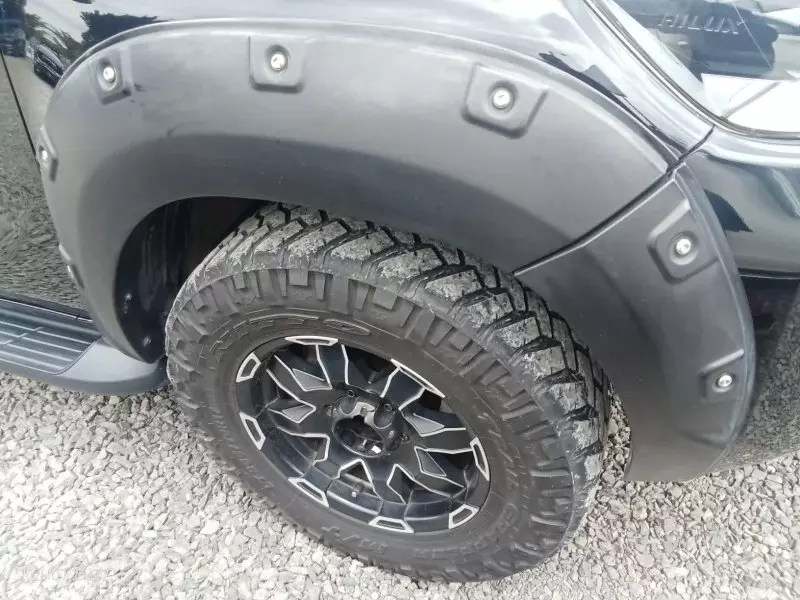 TOYOTA Hilux - 2020