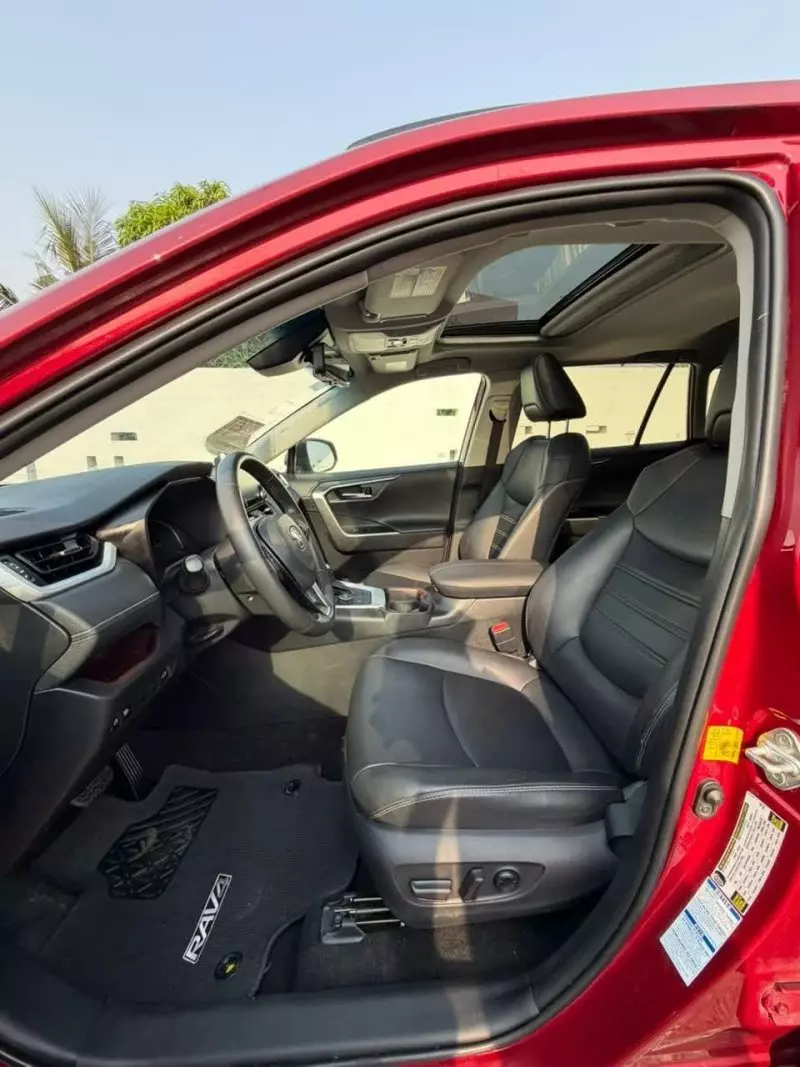 Toyota RAV 4   - 2020