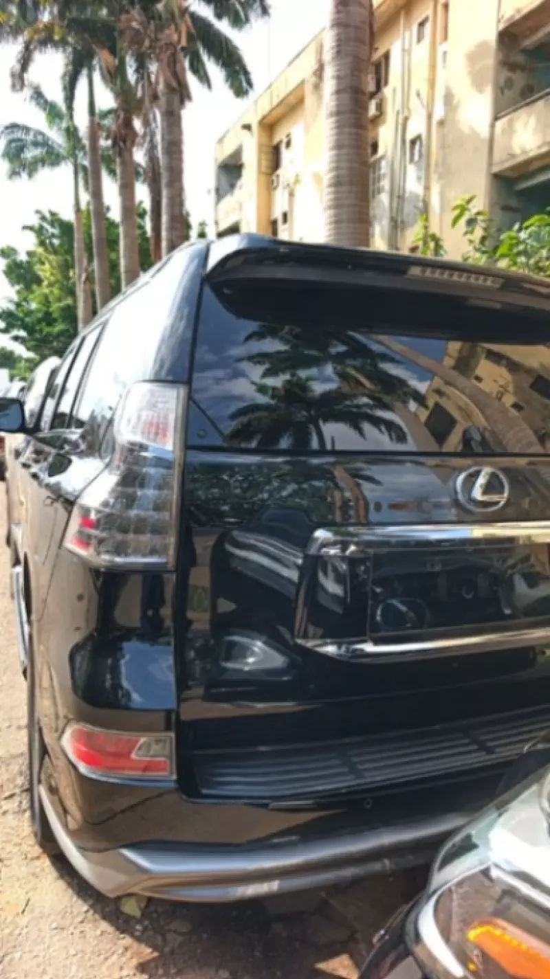 Lexus GX 460   - 2019