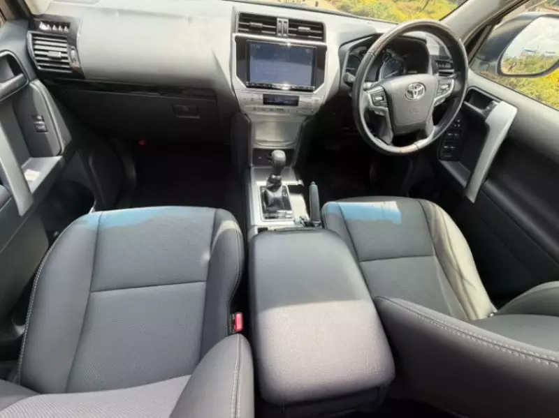 Toyota Landcruiser Prado   - 2019