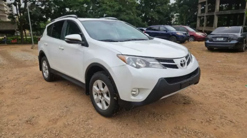 Toyota RAV 4   - 2014