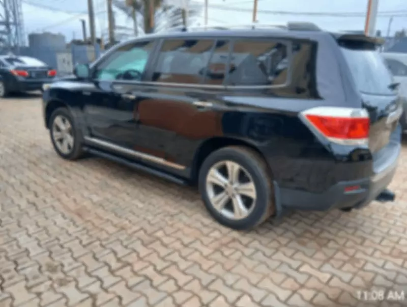 TOYOTA Highlander   - 2013