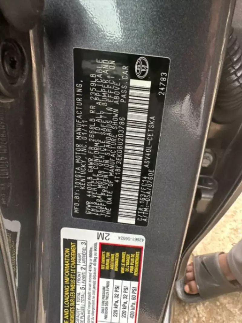 Toyota Camry - 2011