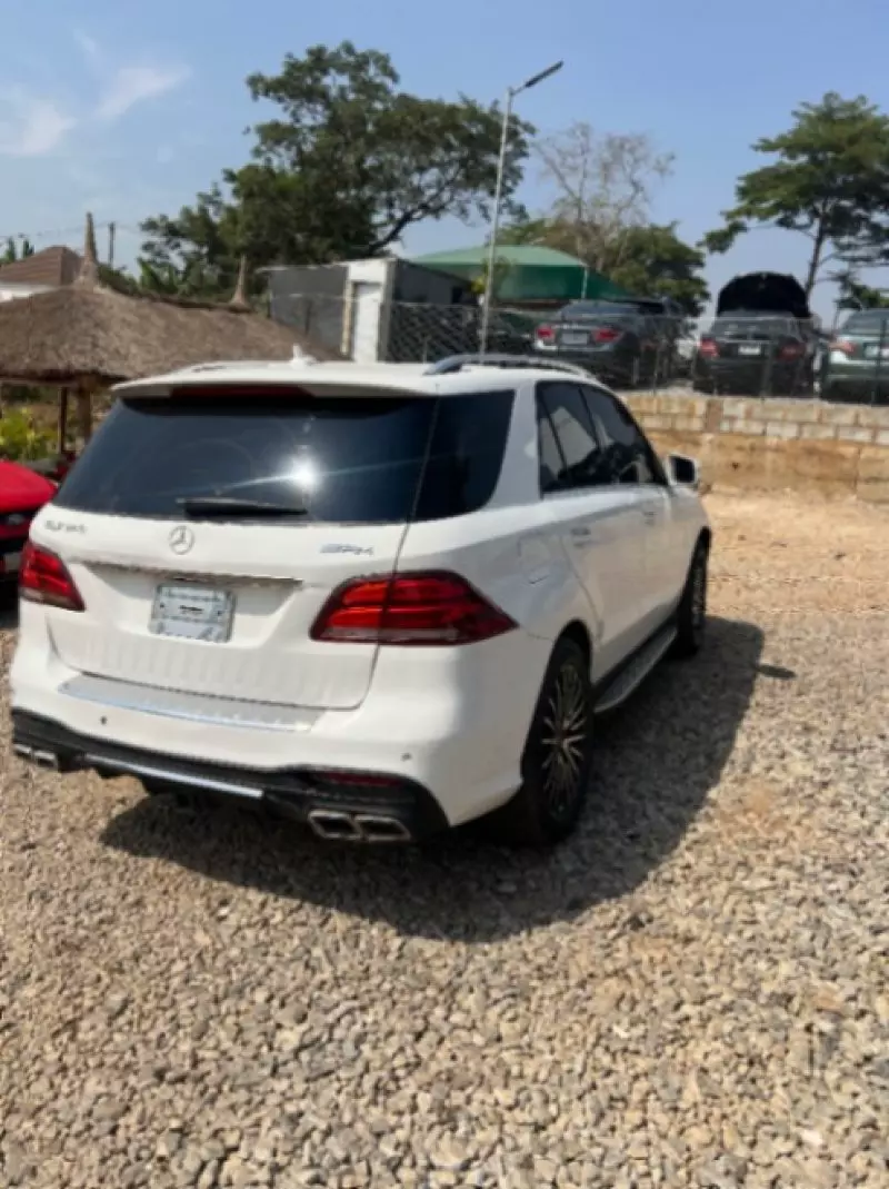 Mercedes-Benz ML 350   - 2014