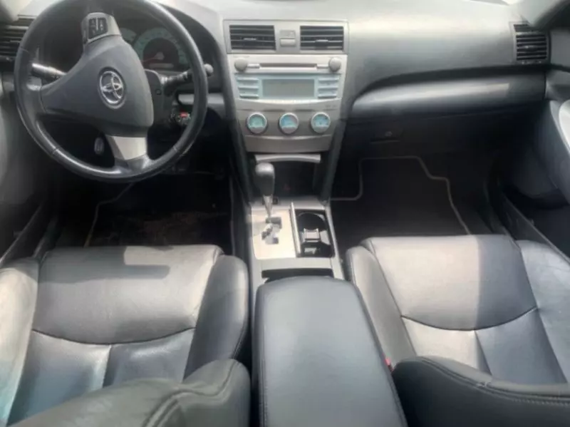 Toyota Camry   - 2008