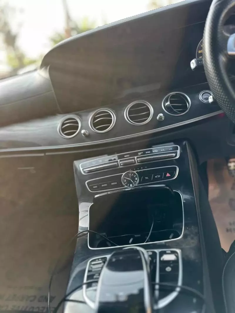 Mercedes-Benz E250   - 2016