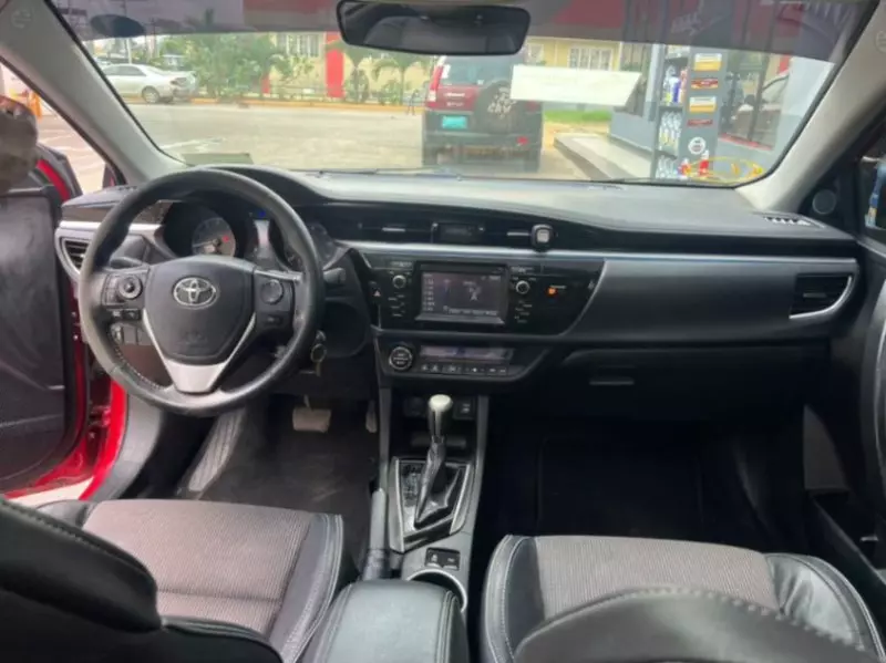Toyota Corolla   - 2015