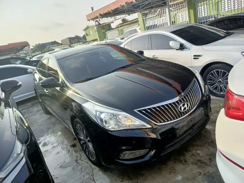Hyundai Grandeur   - 2014