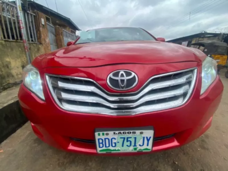 TOYOTA Camry   - 2011