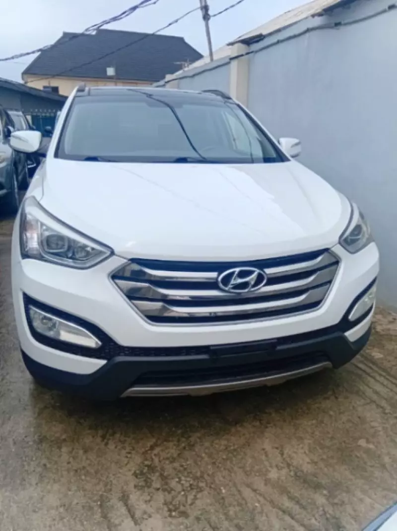 Hyundai Santa Fe Sport   - 2016