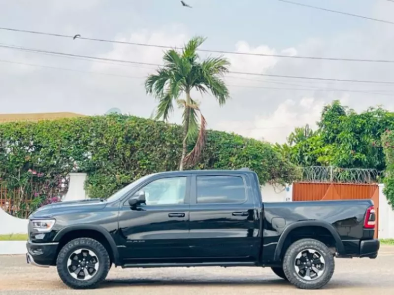 Dodge RAM 1500   - 2020