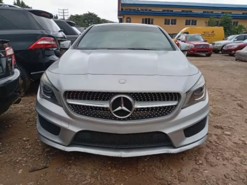 Mercedes-Benz CLA 250   - 2015
