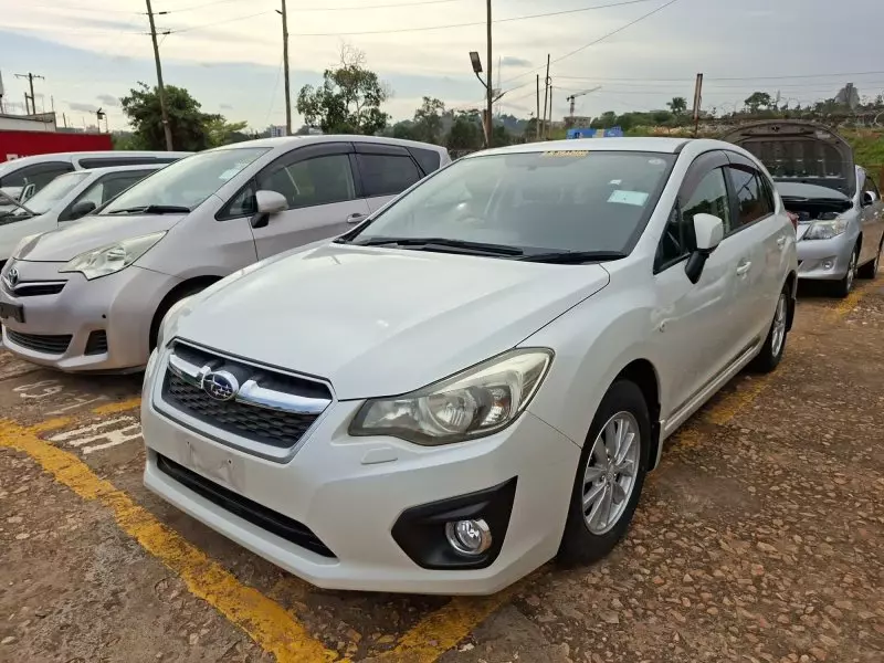 Subaru Impreza   - 2012