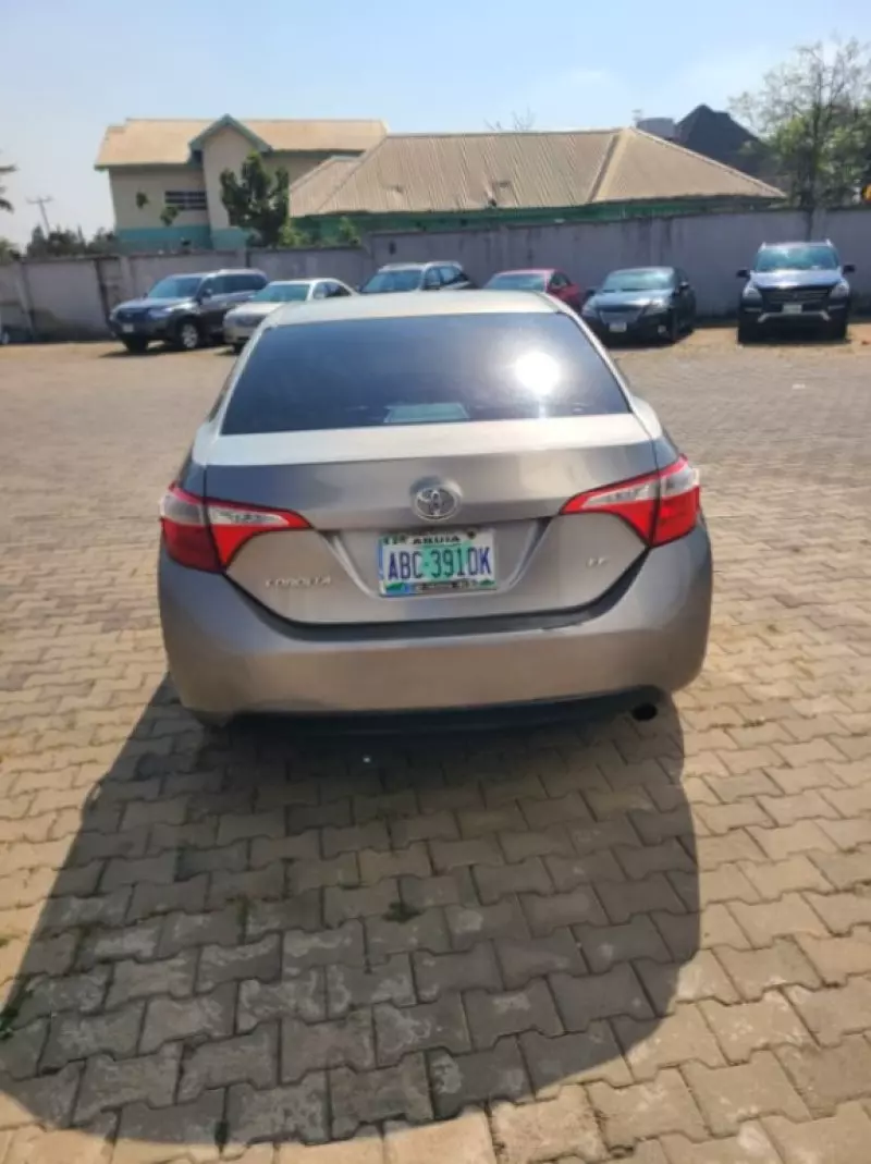 Toyota Corolla   - 2015
