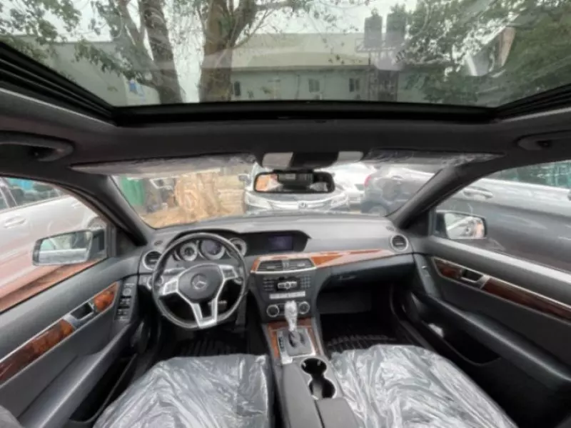 Mercedes-Benz C-Class   - 2013