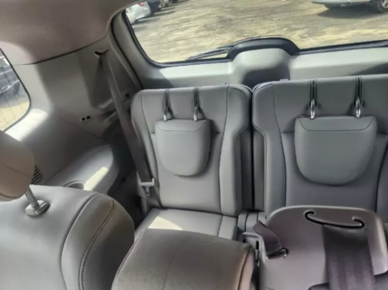 Toyota Highlander   - 2013