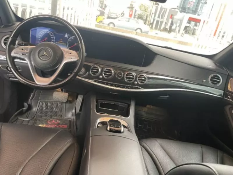 Mercedes-Benz 450   - 2019