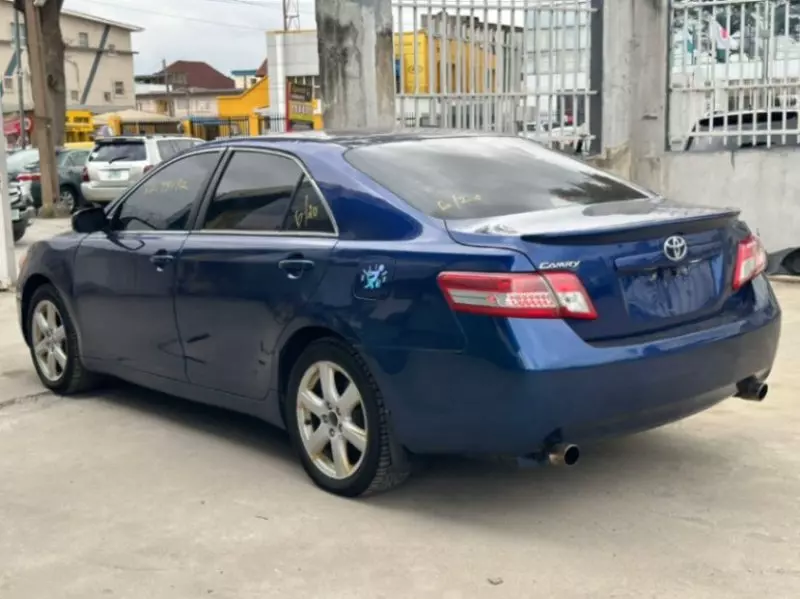 Toyota Camry   - 2007