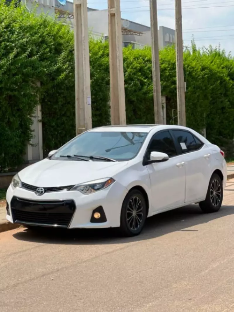 TOYOTA Corolla   - 2014