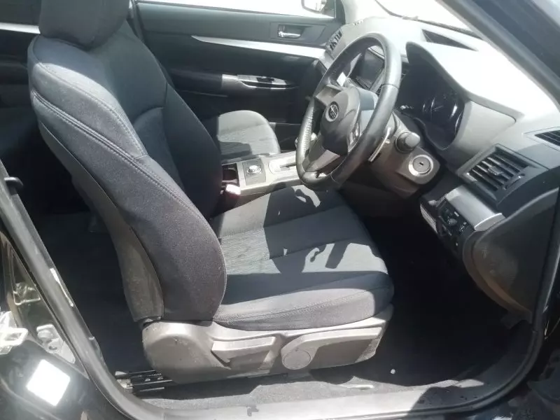 Subaru Legacy   - 2012