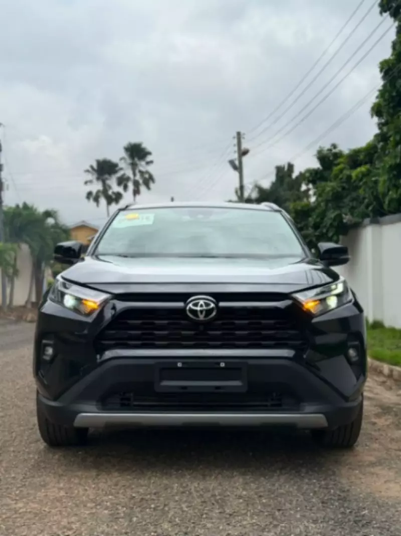 TOYOTA RAV 4   - 2023