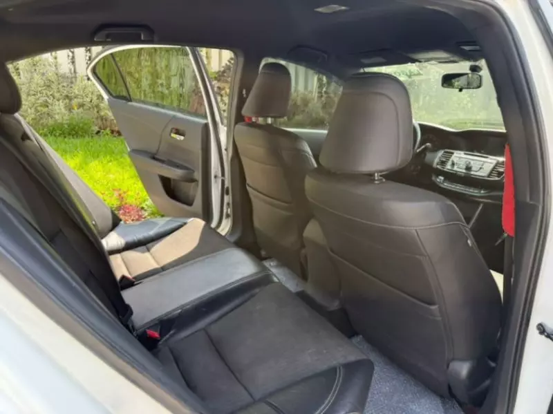 Honda Accord   - 2016