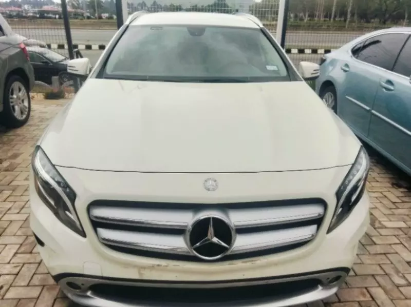 Mercedes-Benz GLA-Class - 2015