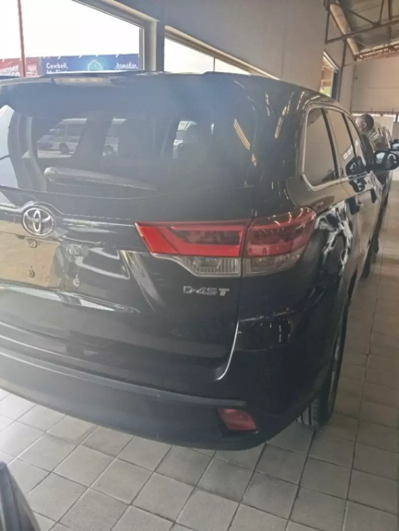 Toyota Highlander   - 2020