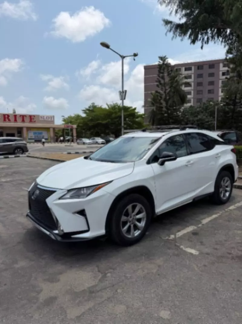 Lexus RX   - 2018