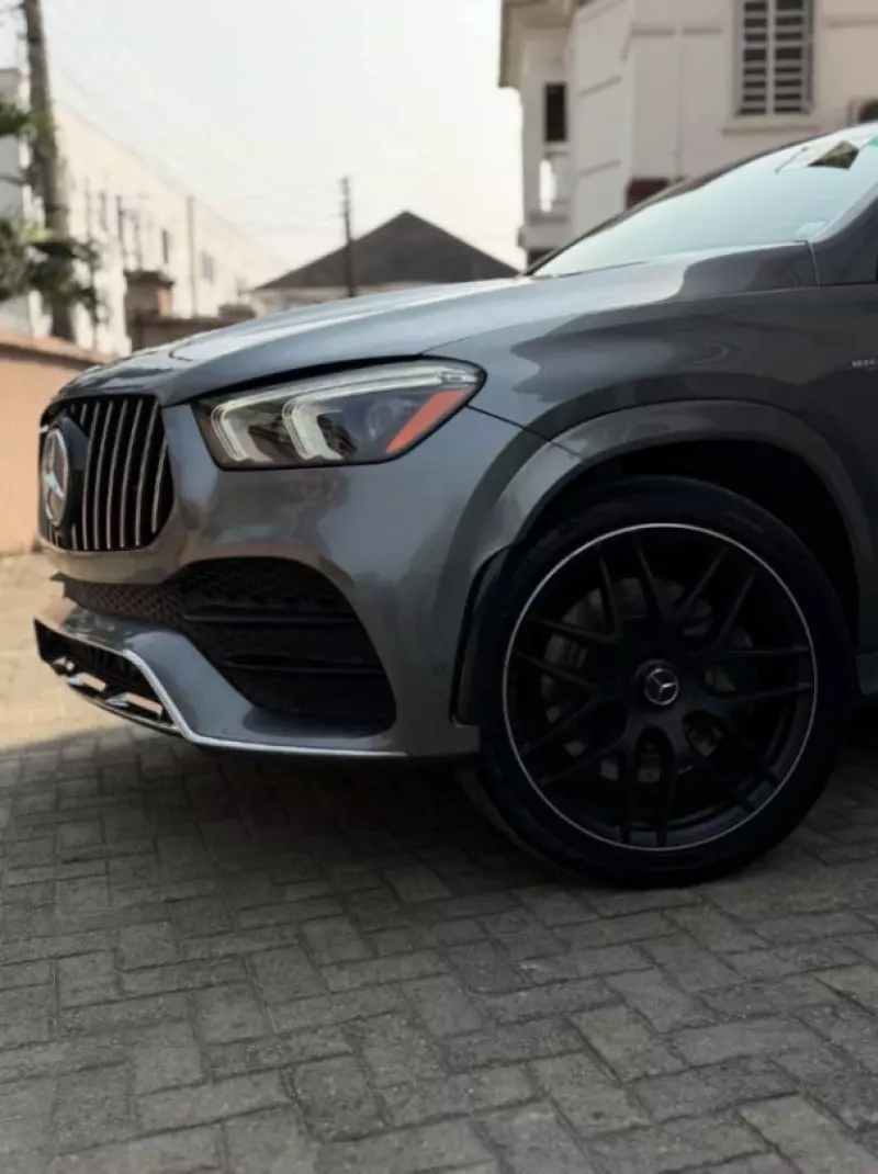 Mercedes-Benz GLE-Class   - 2021