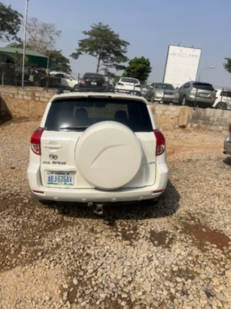 Toyota RAV 4   - 2008