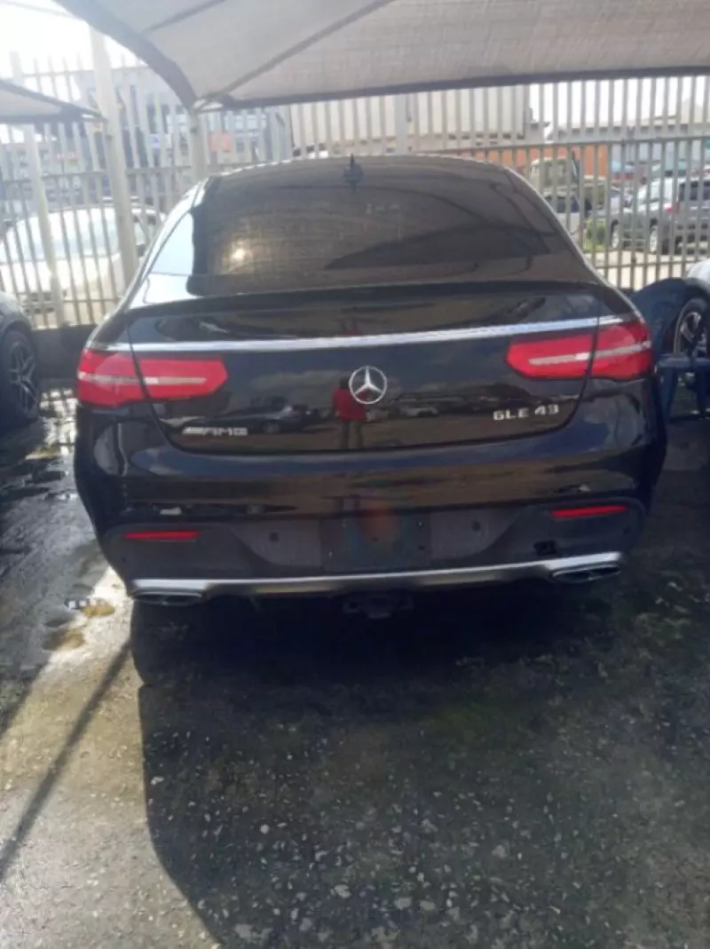 Mercedes-Benz GLE 43 AMG   - 2017