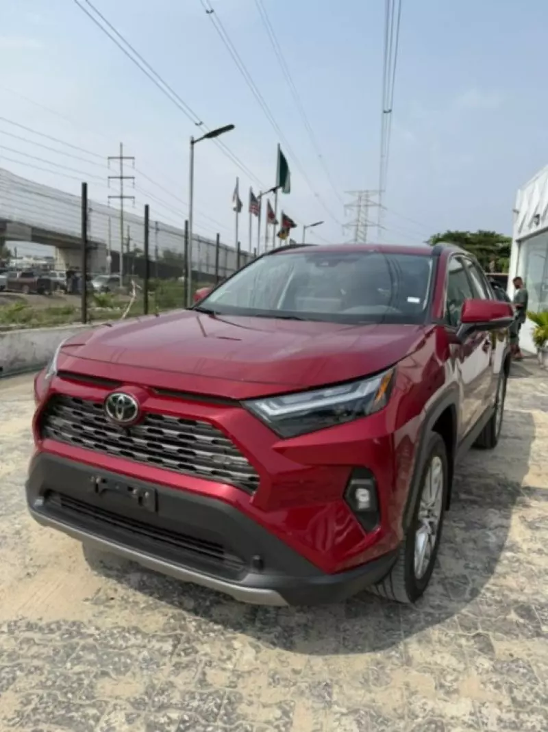 Toyota RAV4   - 2014